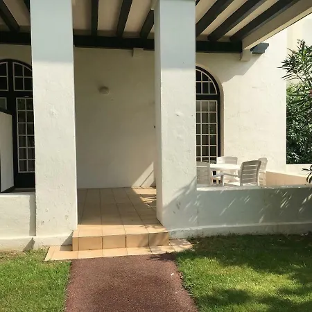 Апартаменты Domaine De Bordaberry